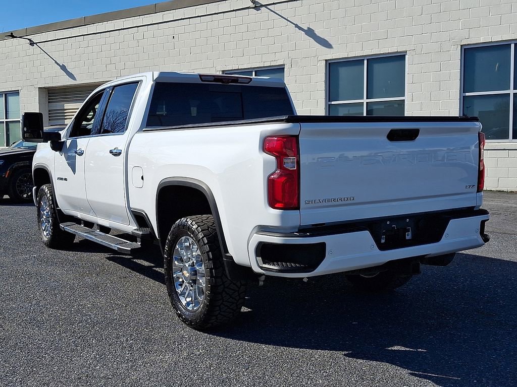 Used 2024 Chevrolet Silverado 2500 LTZ w/ LTZ Plus Package image 7