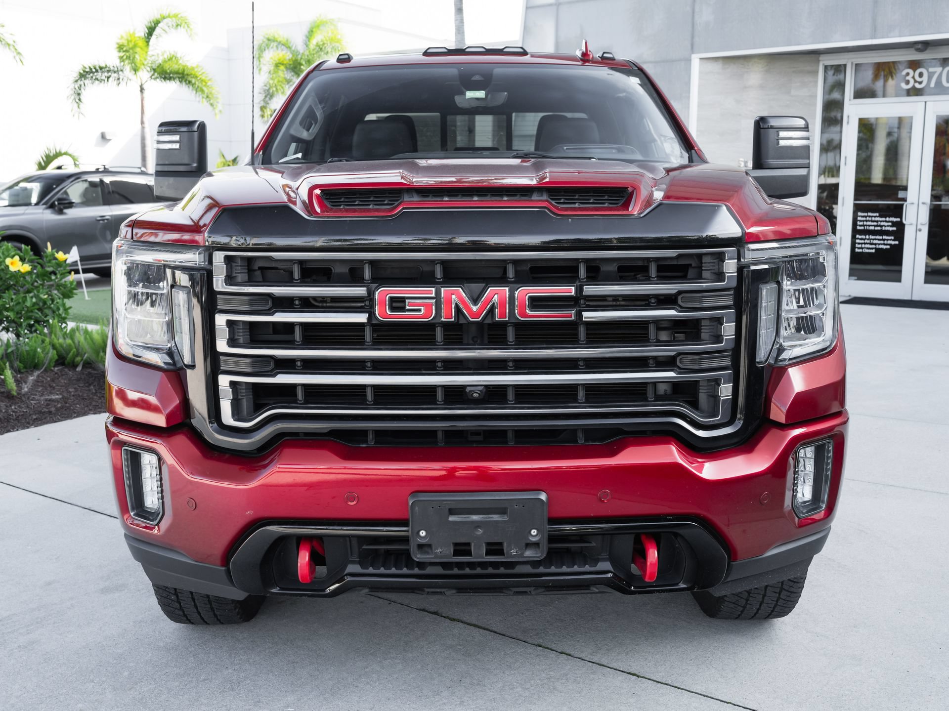 Used 2021 GMC Sierra 2500 AT4 w/ AT4 Premium Plus Package AWD/4WD image 5
