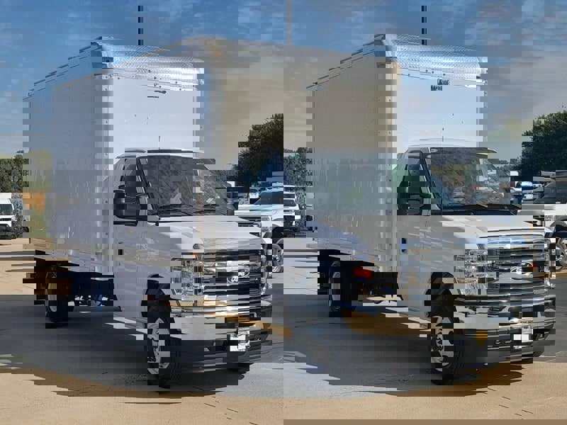 New 2026 Ford E-450 and Econoline 450 Super Duty w/ Power Equipment Group image 2