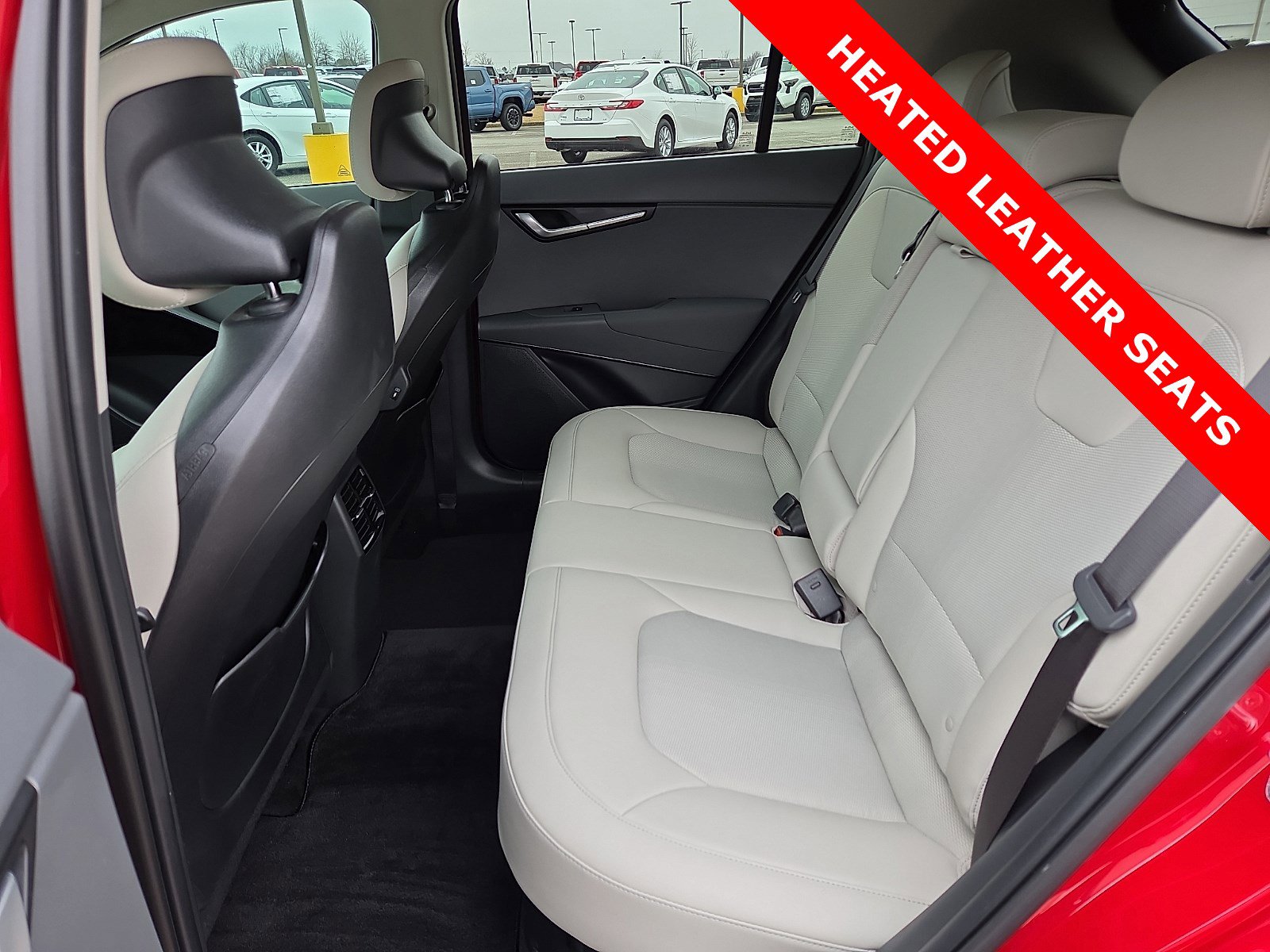 Used 2025 Kia Niro EX image 10