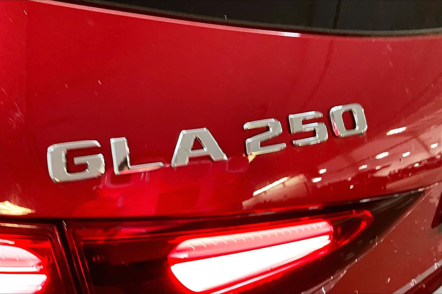 New 2026 Mercedes-Benz GLA 250 4MATIC image 7