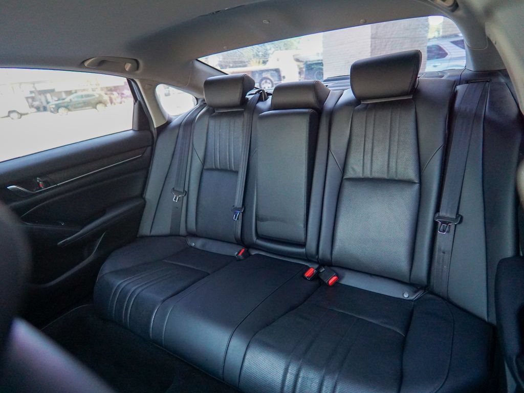 Used 2022 Honda Accord Touring image 31