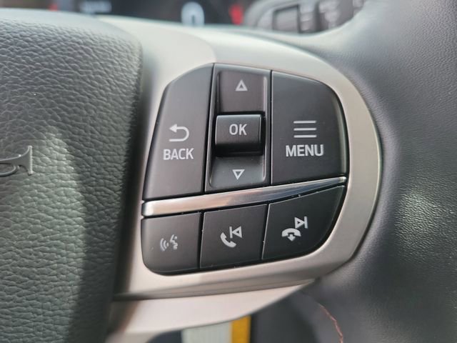 Used 2025 Ford Explorer Active image 6