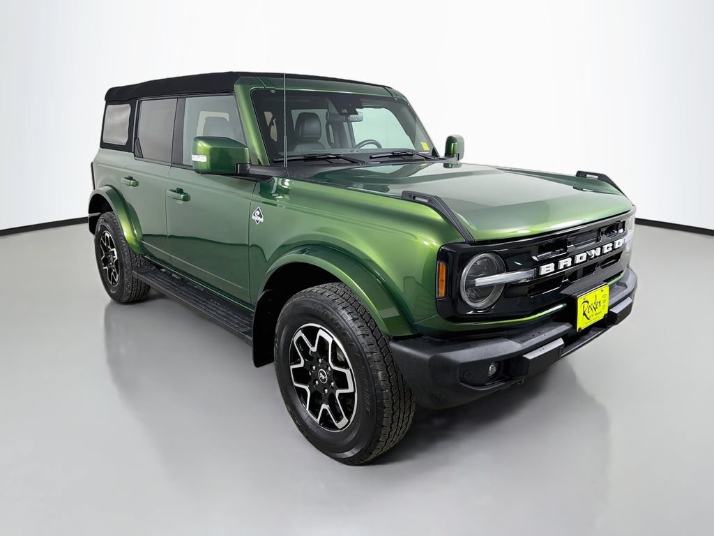 Used 2023 Ford Bronco Outer Banks AWD/4WD image 4