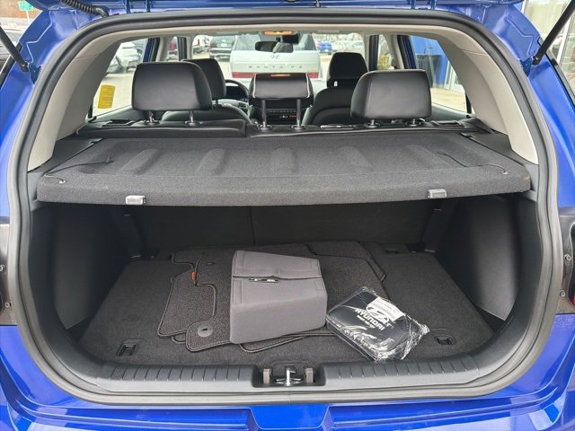 Certified 2022 Hyundai Venue Limited w/ Cargo Package image 36