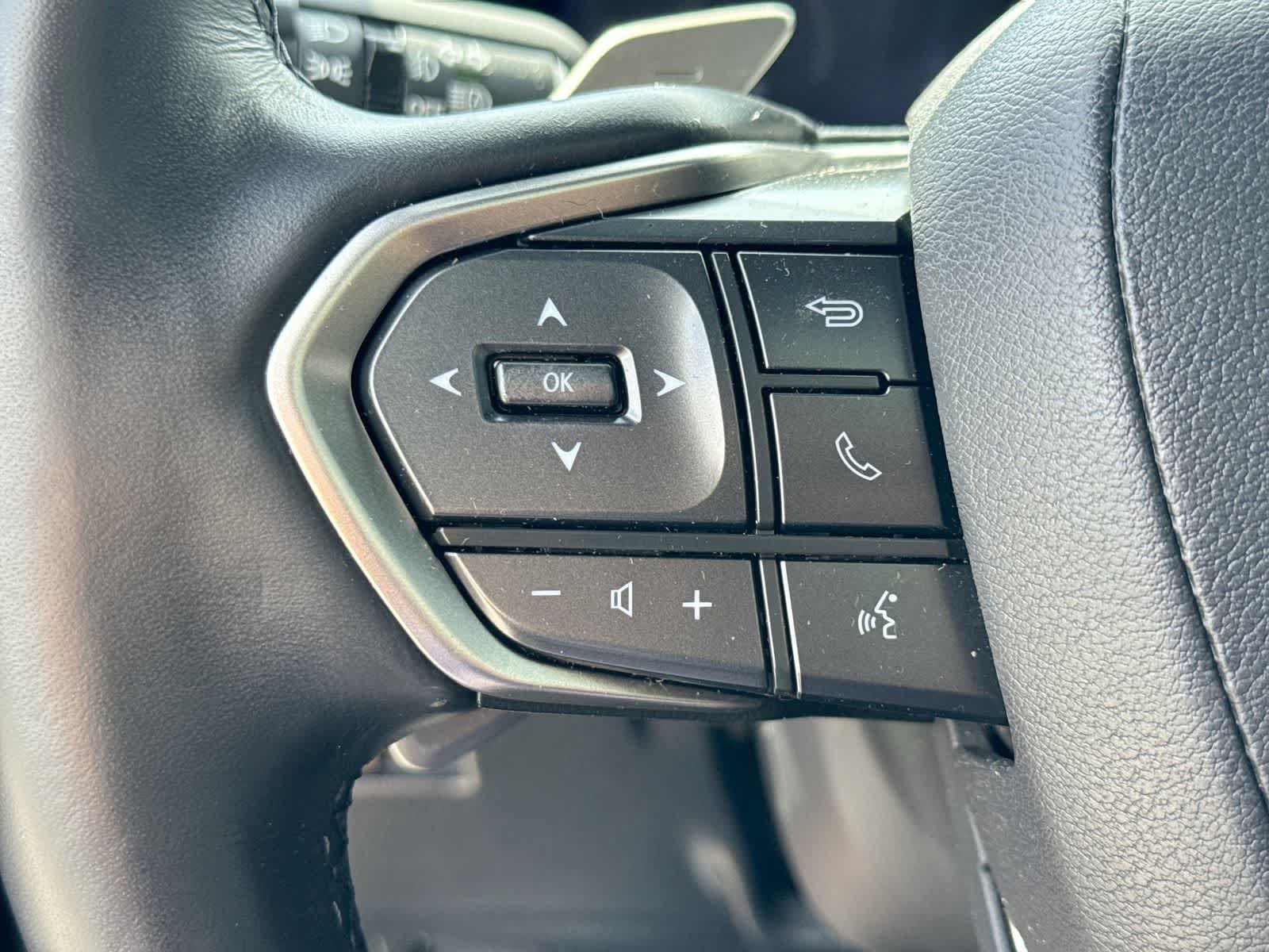 Used 2025 Lexus GX 550 w/ Accessory Package (2T) AWD/4WD image 30