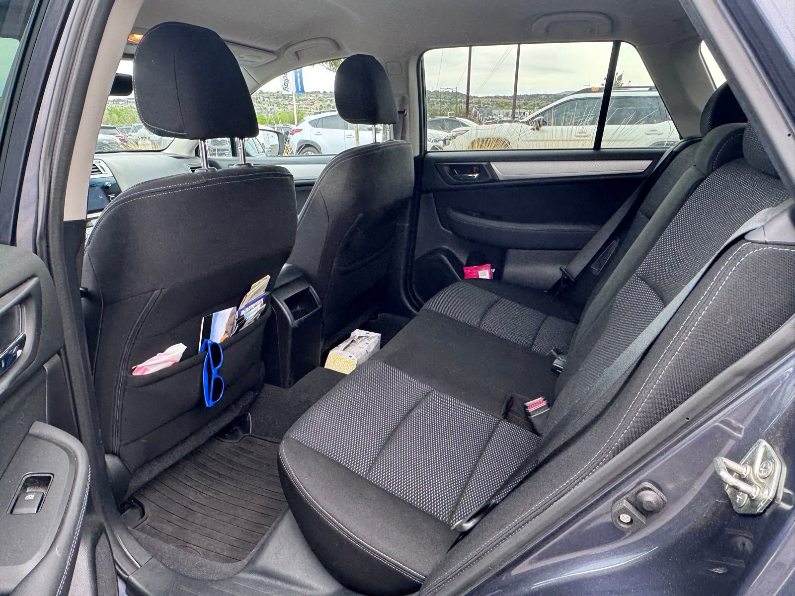 Used 2017 Subaru Outback 2.5i Premium AWD/4WD image 9