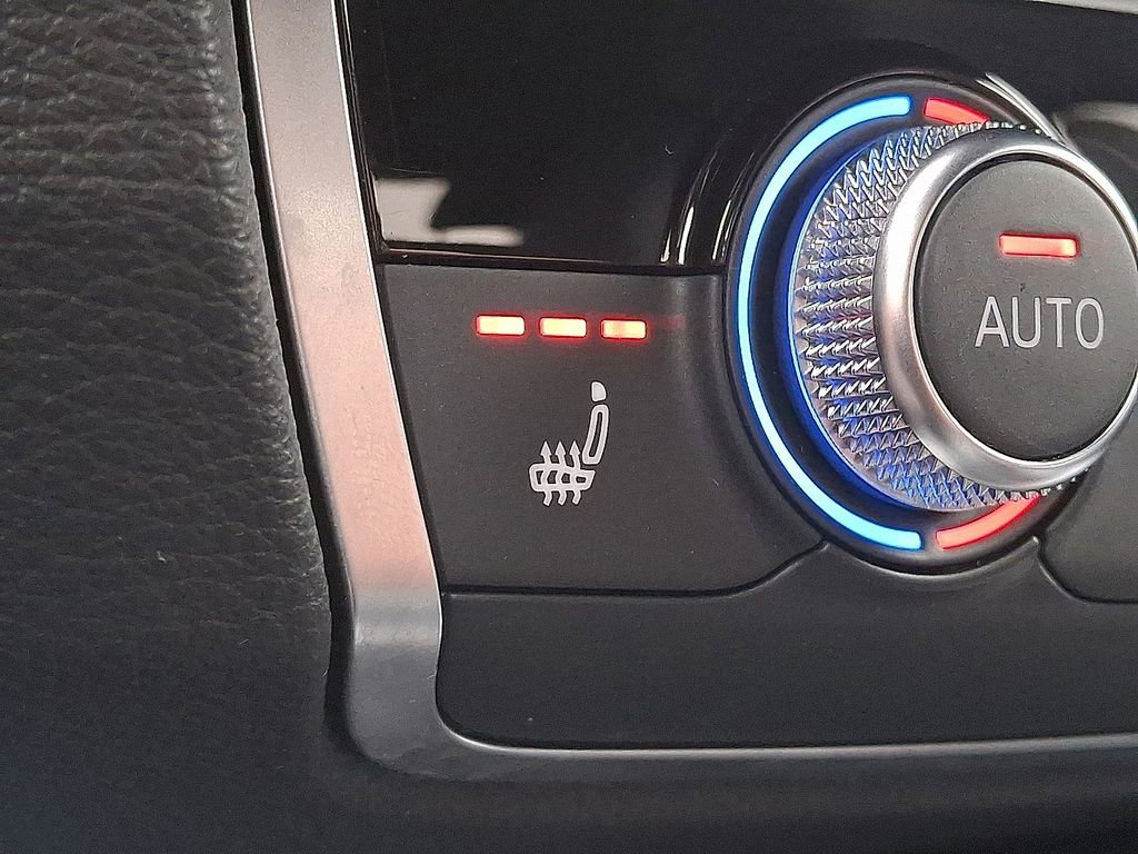 Used 2022 Audi Q3 2.0T Premium Plus w/ Premium Plus Package image 18