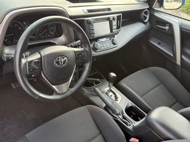 Used 2018 Toyota RAV4 XLE w/ Plus Extra Value Package FWD image 13