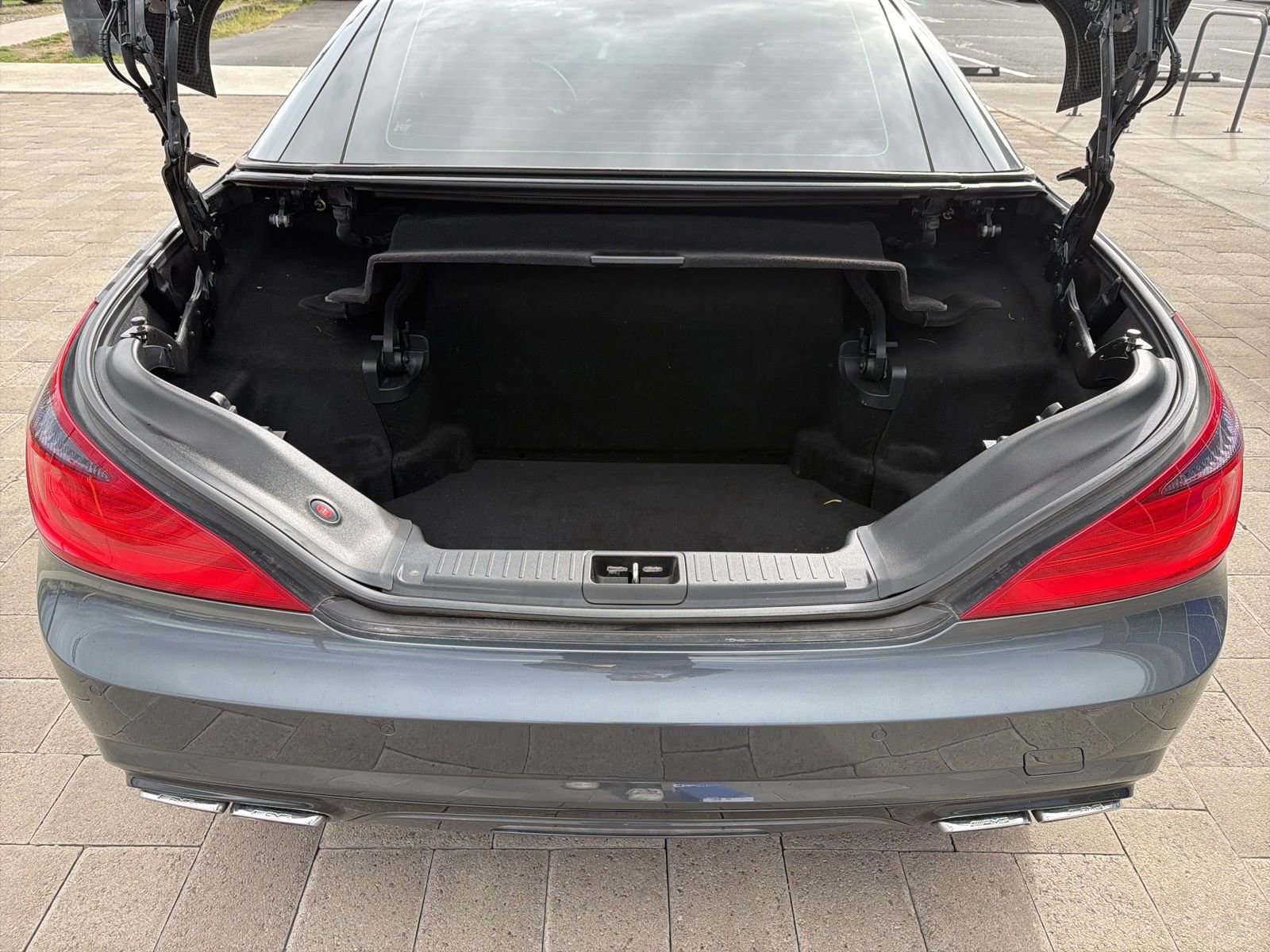 Used 2013 Mercedes-Benz SL 63 AMG image 9