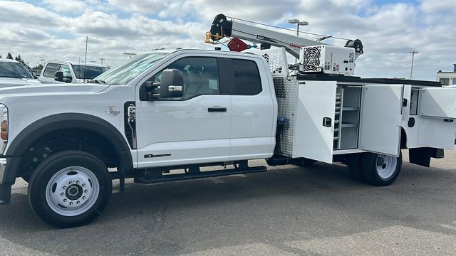 New 2024 Ford F550 4x4 SuperCab Super Duty image 2