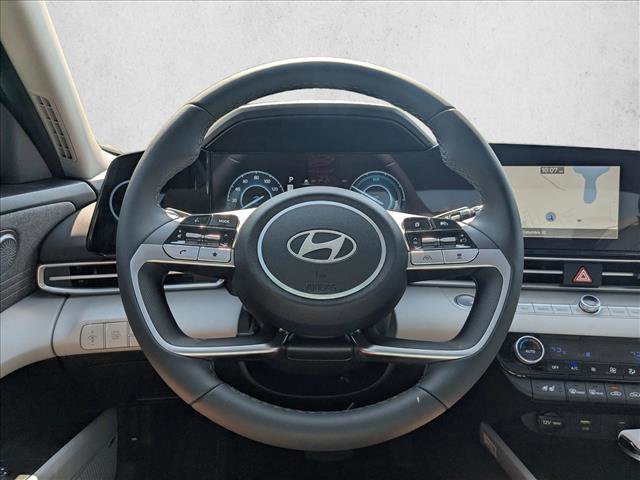 New 2025 Hyundai Elantra Limited image 11