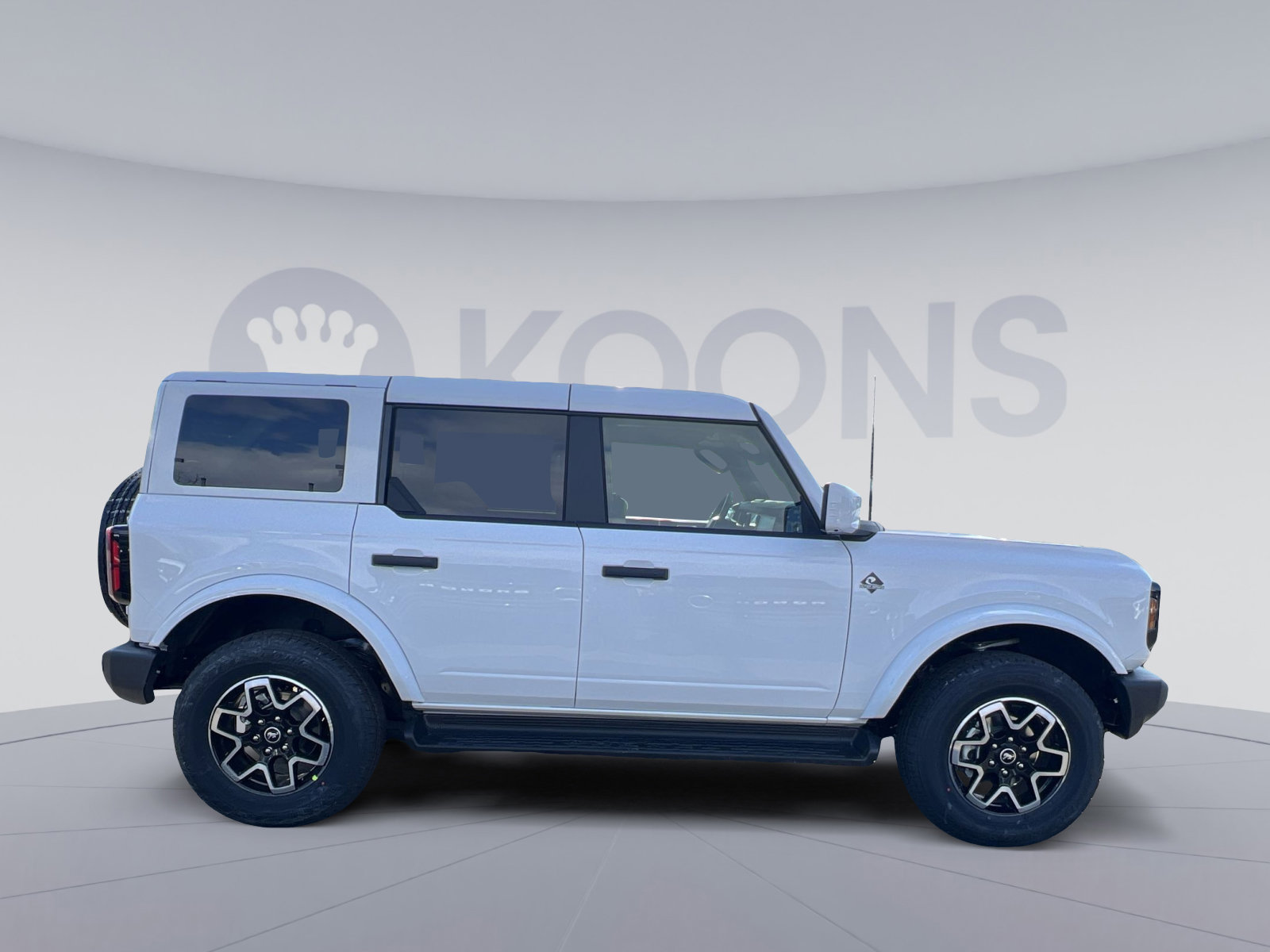 New 2026 Ford Bronco Outer Banks image 8