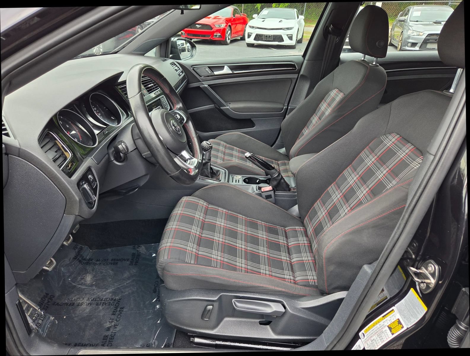 Used 2016 Volkswagen GTI S FWD image 11
