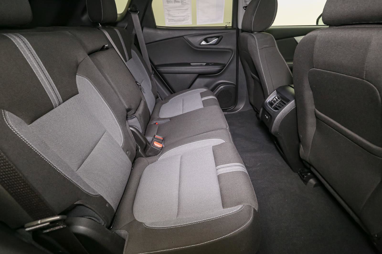 Used 2023 Chevrolet Blazer LT w/ Convenience Package image 24