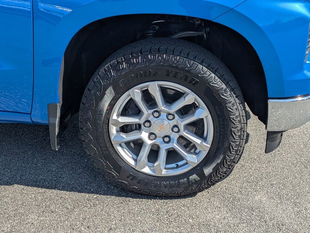 Certified 2026 Chevrolet Silverado 1500 LT AWD/4WD image 10