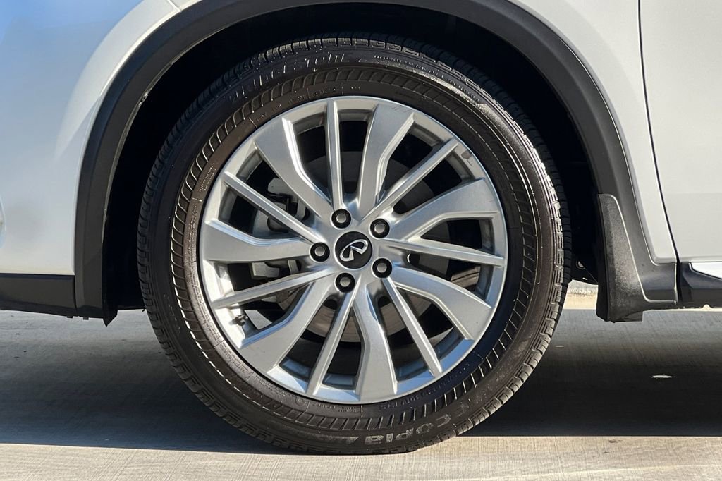 Used 2023 INFINITI QX50 Luxe image 25