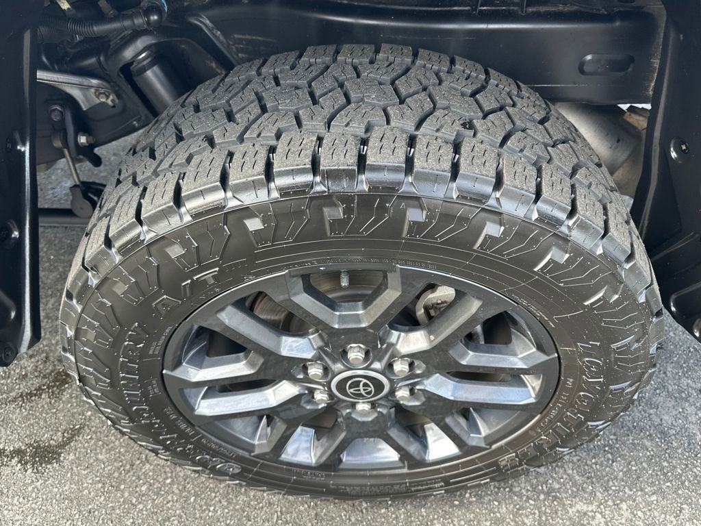 Used 2023 Toyota Tundra Platinum image 27