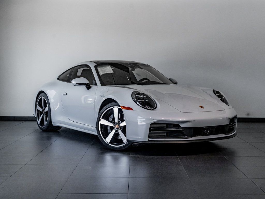 Certified 2025 Porsche 911 Carrera image 9