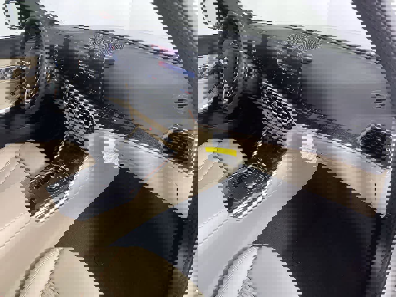 Used 2023 BMW 330i xDrive Sedan w/ Driving Assistance Package image 15