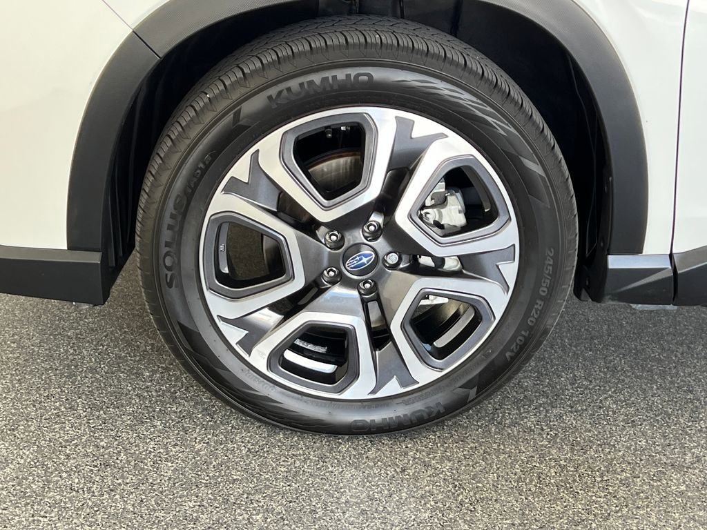 Used 2023 Subaru Ascent Touring image 28