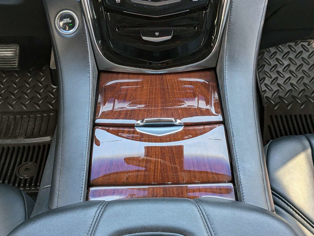 Used 2015 Cadillac Escalade ESV Luxury image 19