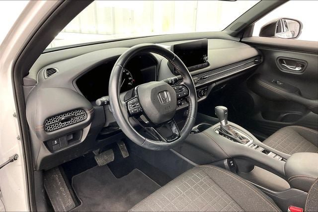 Certified 2025 Honda HR-V Sport image 16