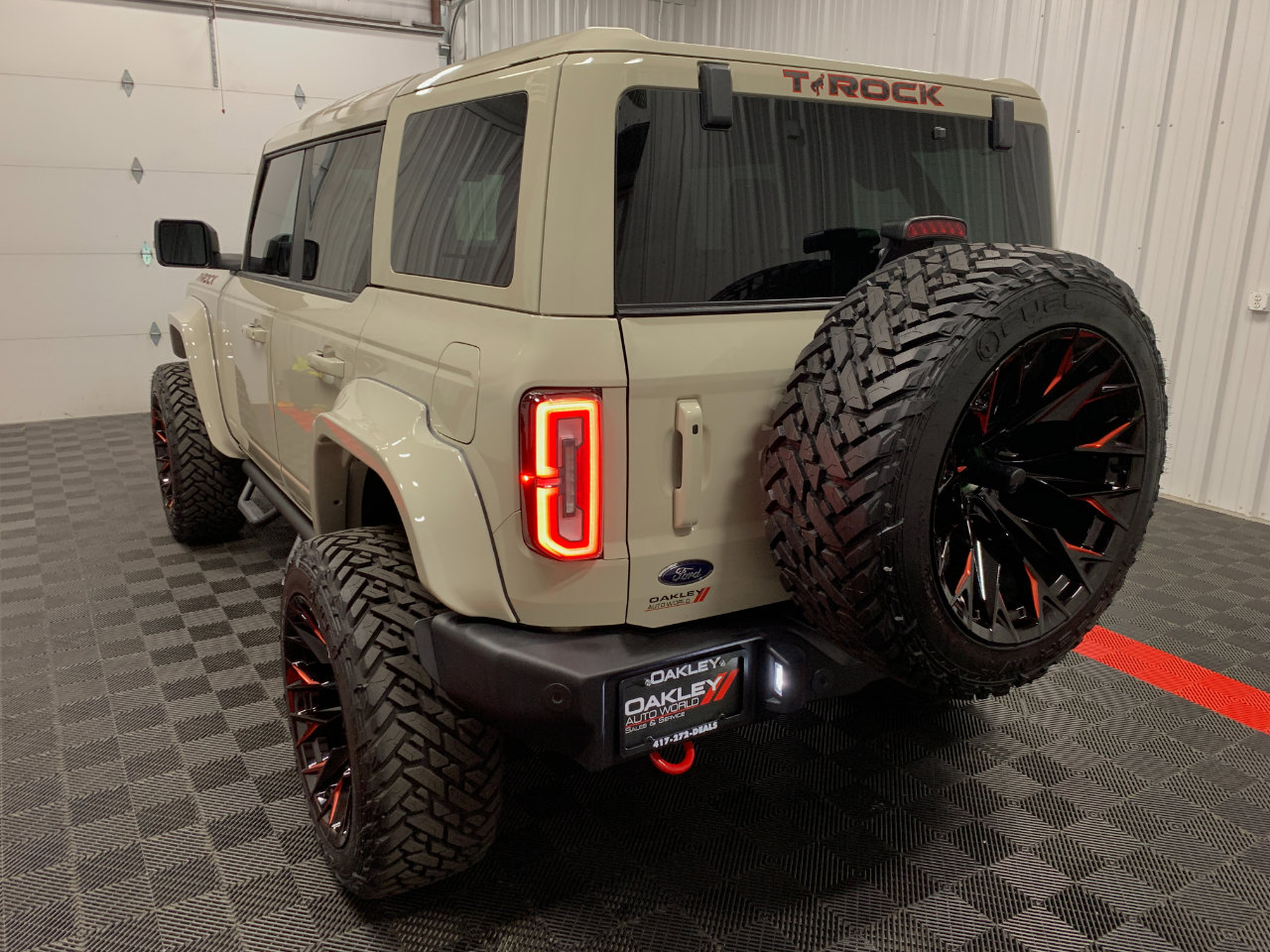 Used 2025 Ford Bronco Outer Banks w/ Sasquatch Package image 27