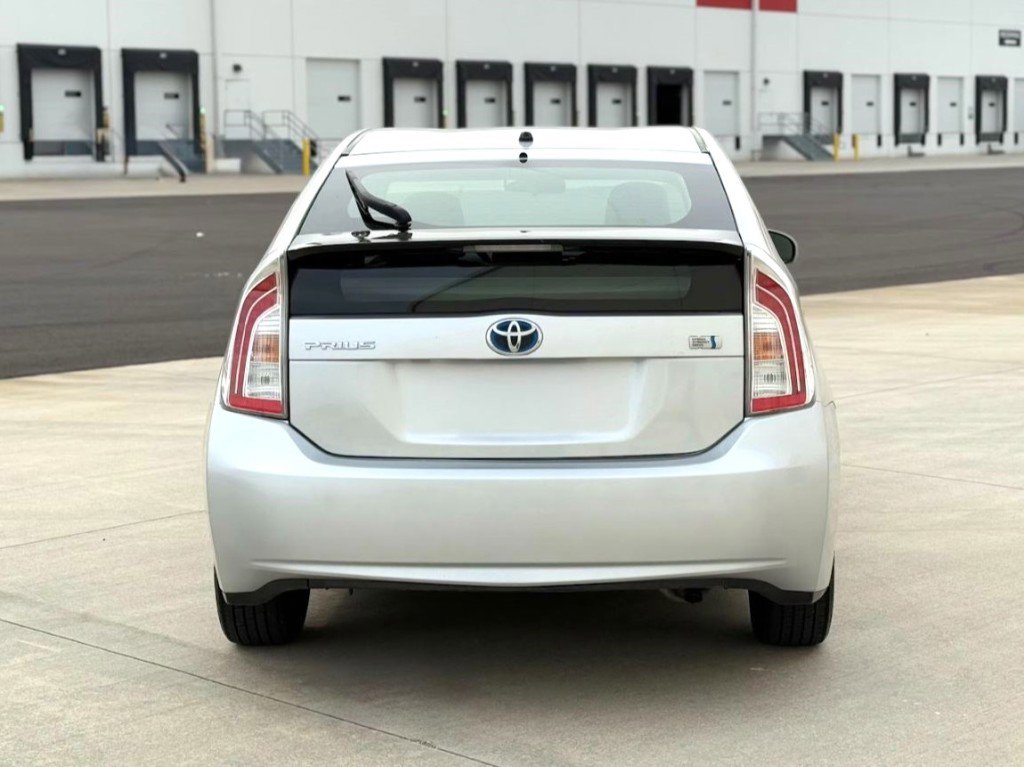 Used 2012 Toyota Prius Two image 6