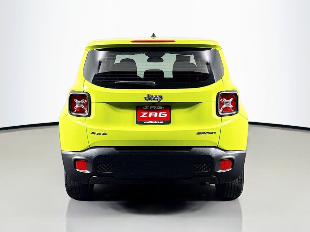 Used 2017 Jeep Renegade Sport w/ Power & Air Group image 4