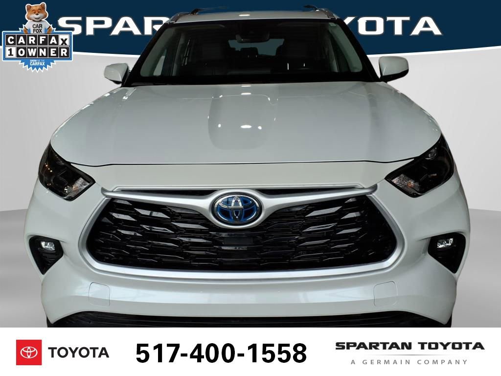 Used 2022 Toyota Highlander XLE image 3