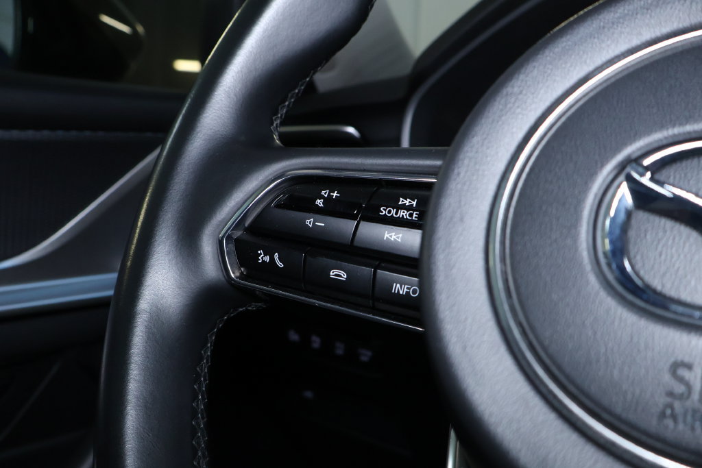 Used 2025 MAZDA CX-70 3.3 Turbo w/ Preferred Package AWD/4WD image 23