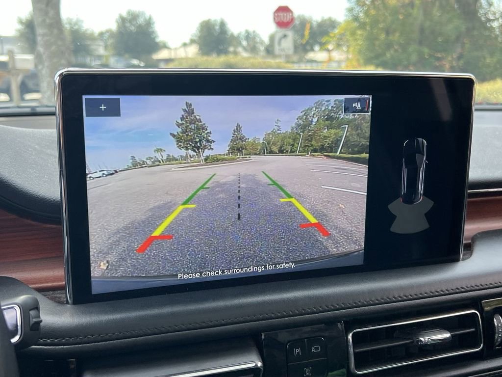 Used 2022 Lincoln Nautilus Reserve image 19