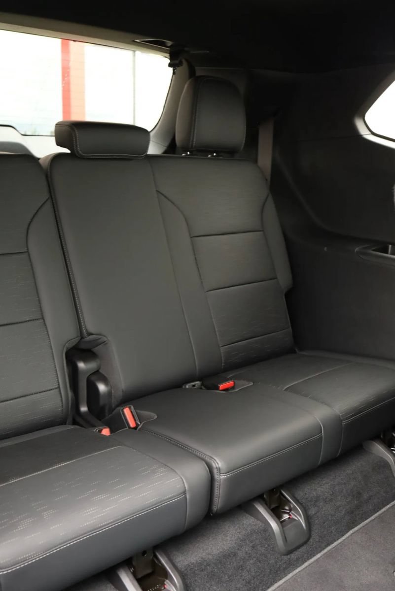 Used 2025 Buick Enclave Sport Touring w/ Super Cruise Package AWD/4WD image 60