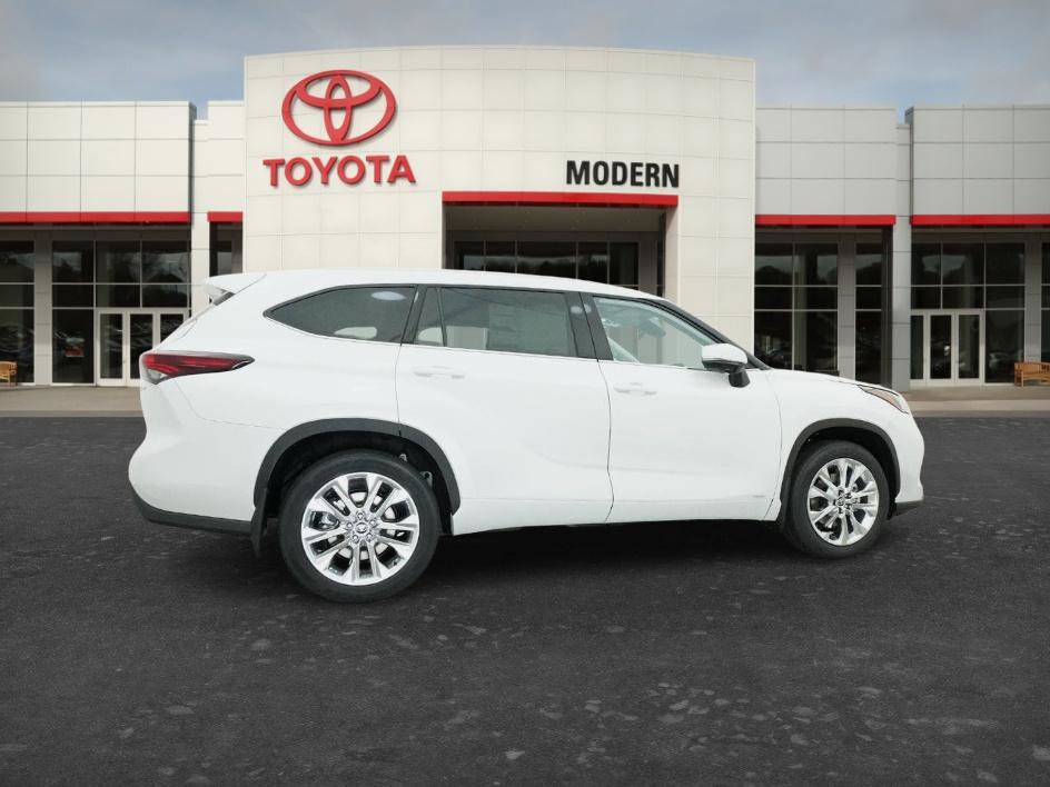 New 2026 Toyota Highlander Limited AWD/4WD image 6