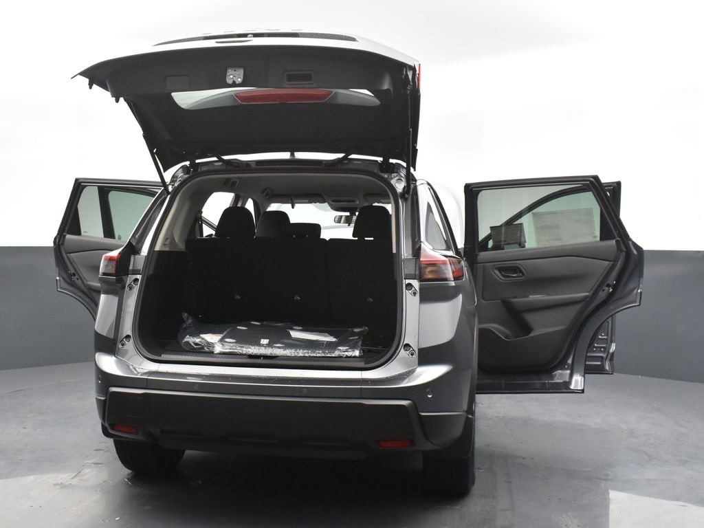 New 2026 Nissan Rogue S image 33