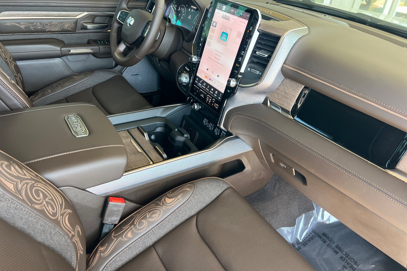New 2026 RAM 1500 Limited AWD/4WD image 17