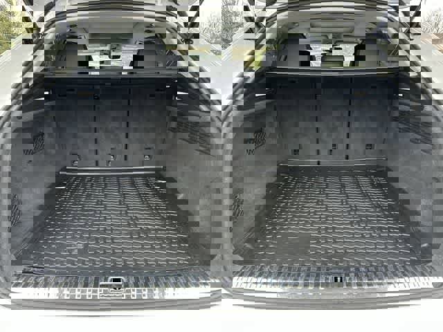 Used 2023 Audi Q8 Premium Plus w/ Premium Plus Package image 27