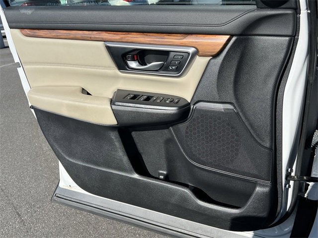 Used 2022 Honda CR-V Touring image 25