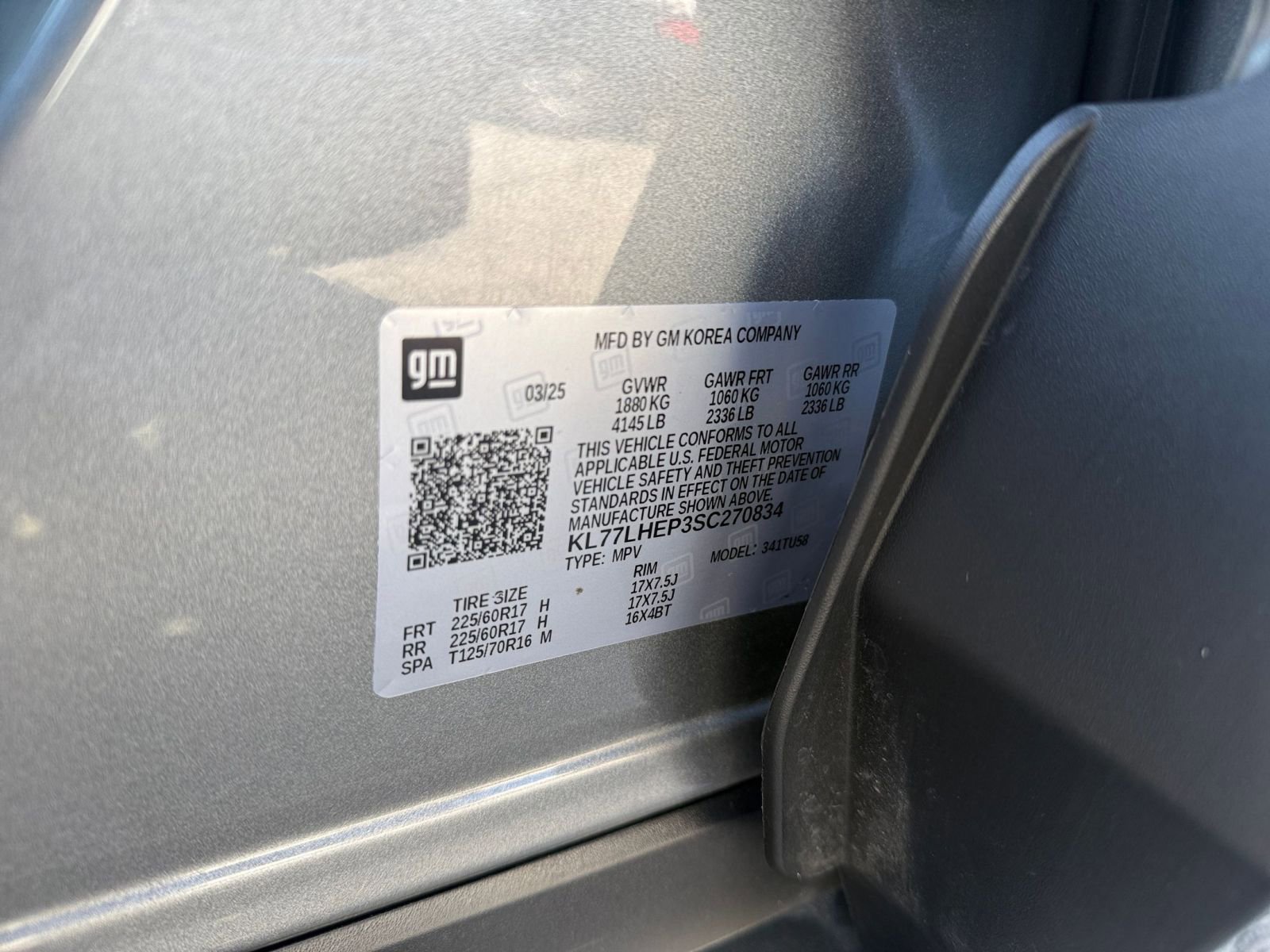 Used 2025 Chevrolet Trax LT w/ LT Convenience Package image 28