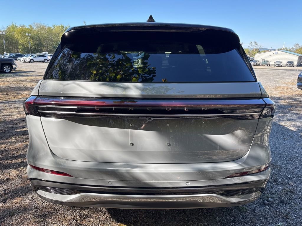 New 2026 Lincoln Nautilus Reserve w/ Jet Appearance Package image 10