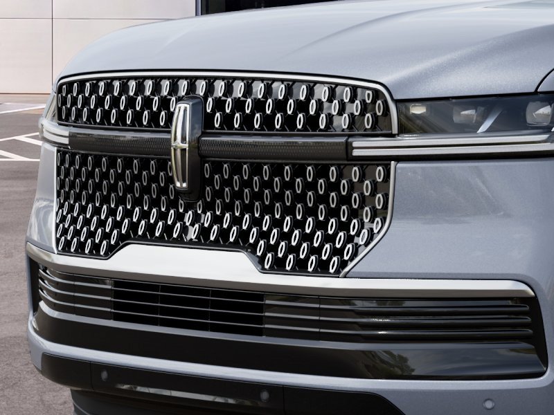 New 2027 Lincoln Navigator Premiere RWD image 17