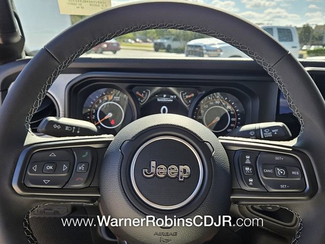 New 2025 Jeep Gladiator Sport image 24