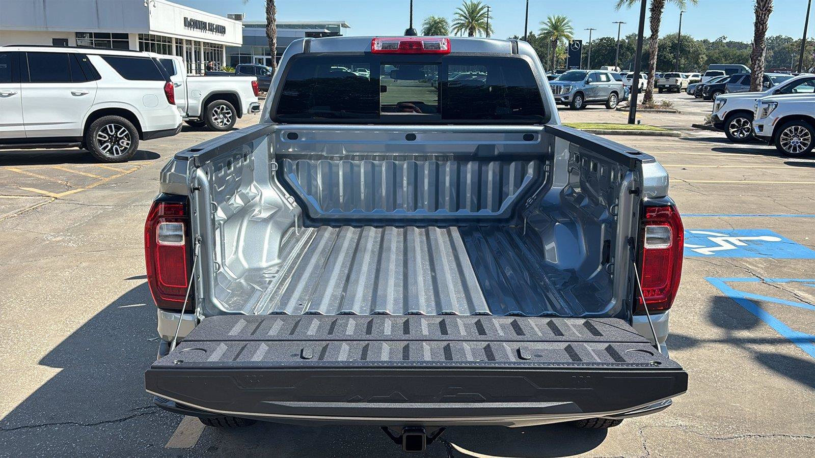 New 2026 GMC Canyon Elevation w/ Convenience Package RWD image 7