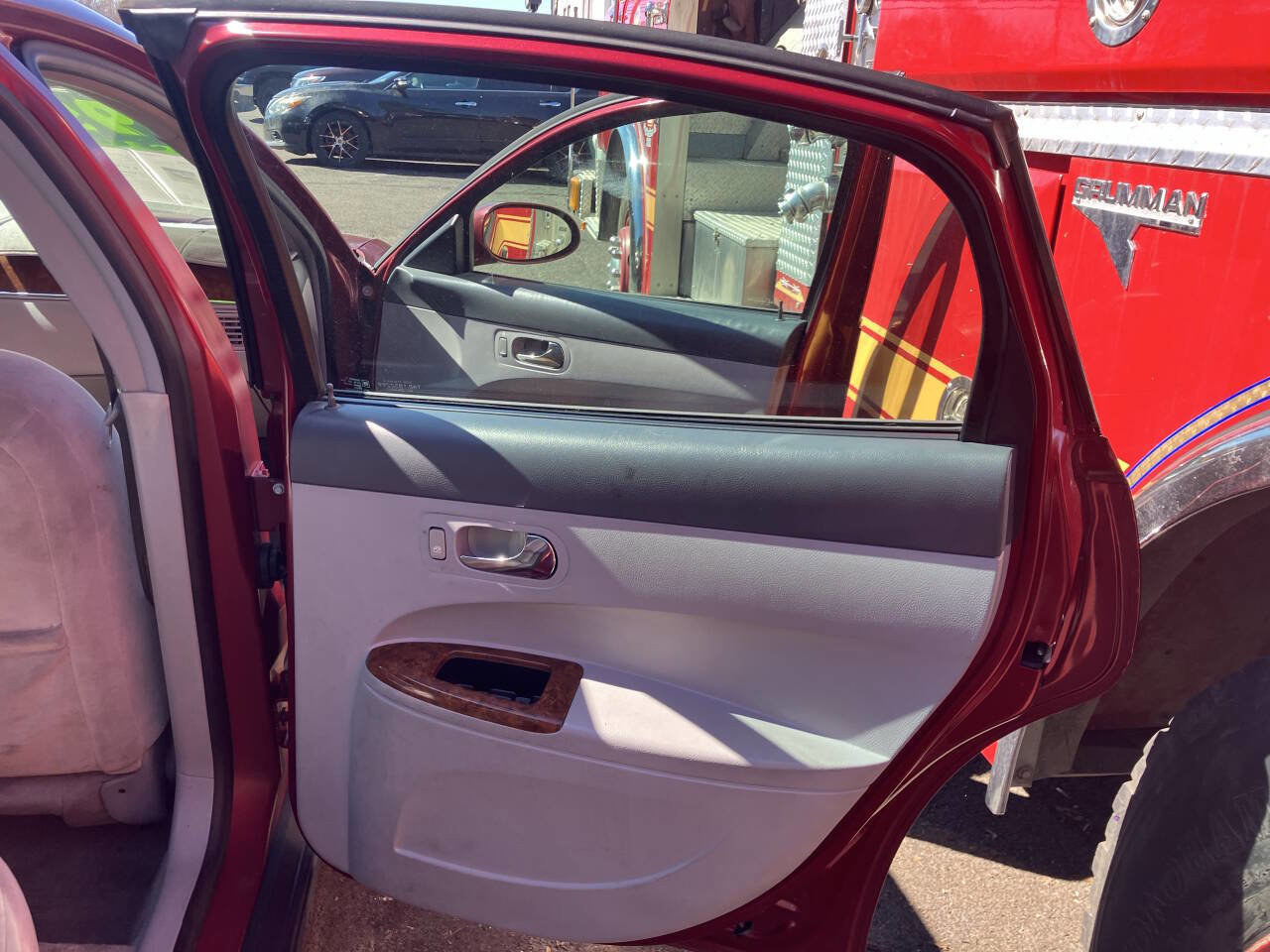 Used 2005 Buick LaCrosse CX w/ Silver Convenience Package image 24