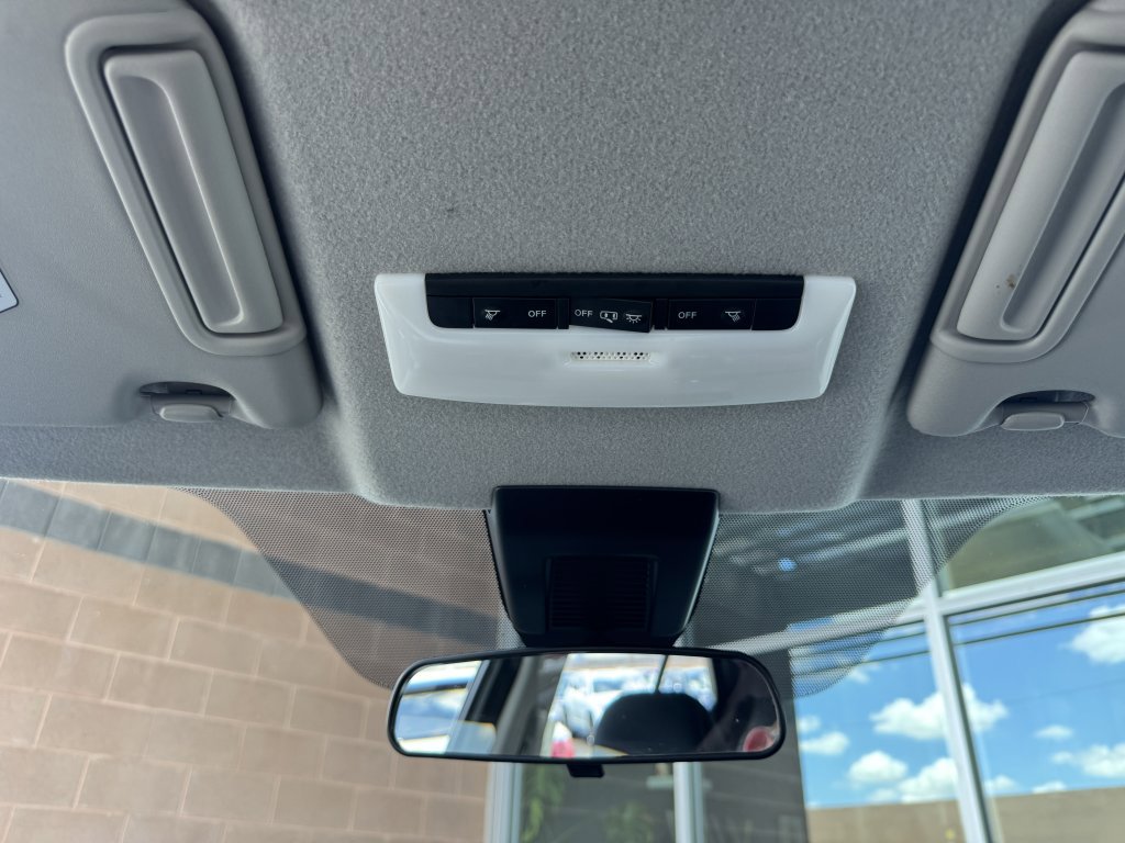 Used 2023 Nissan Kicks SV image 22