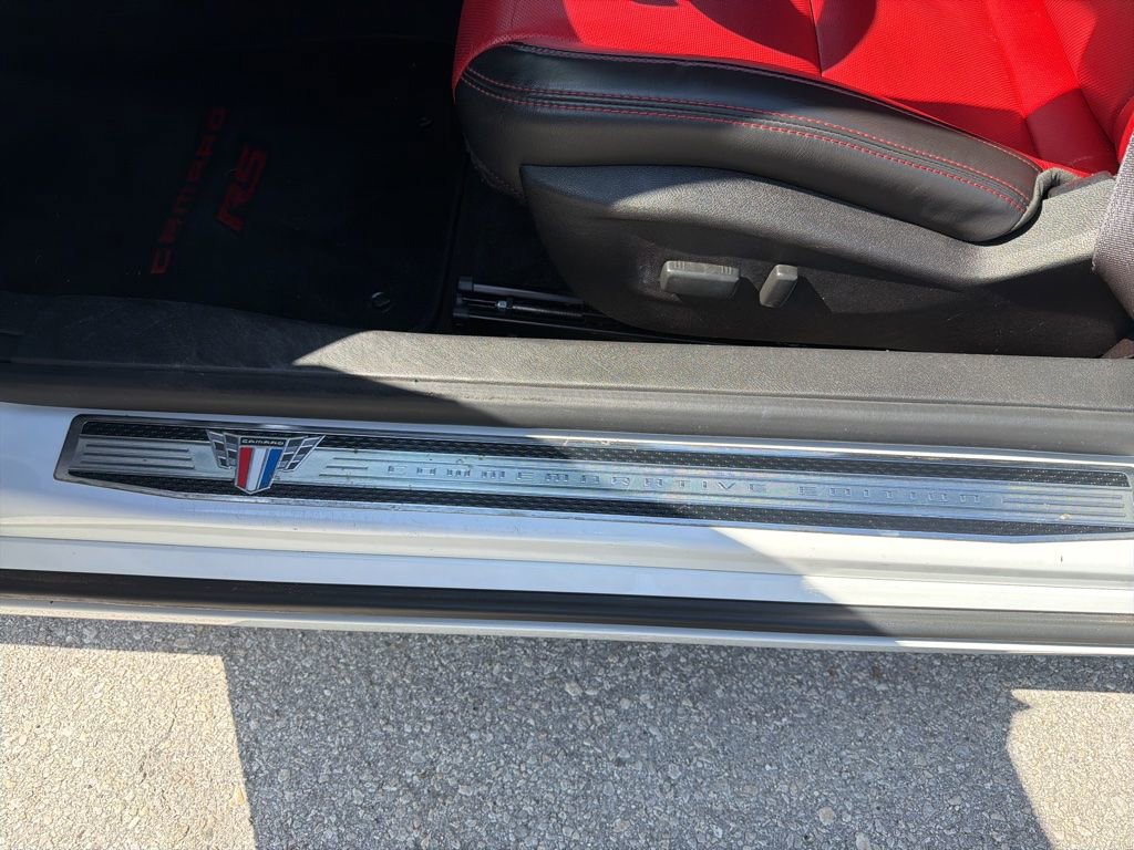 Used 2015 Chevrolet Camaro LT w/ Commemorative Special Edition RWD image 15