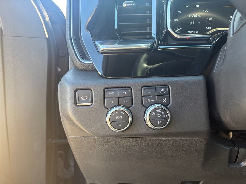 Used 2023 GMC Sierra 1500 SLT w/ X31 Off-Road Package AWD/4WD image 16