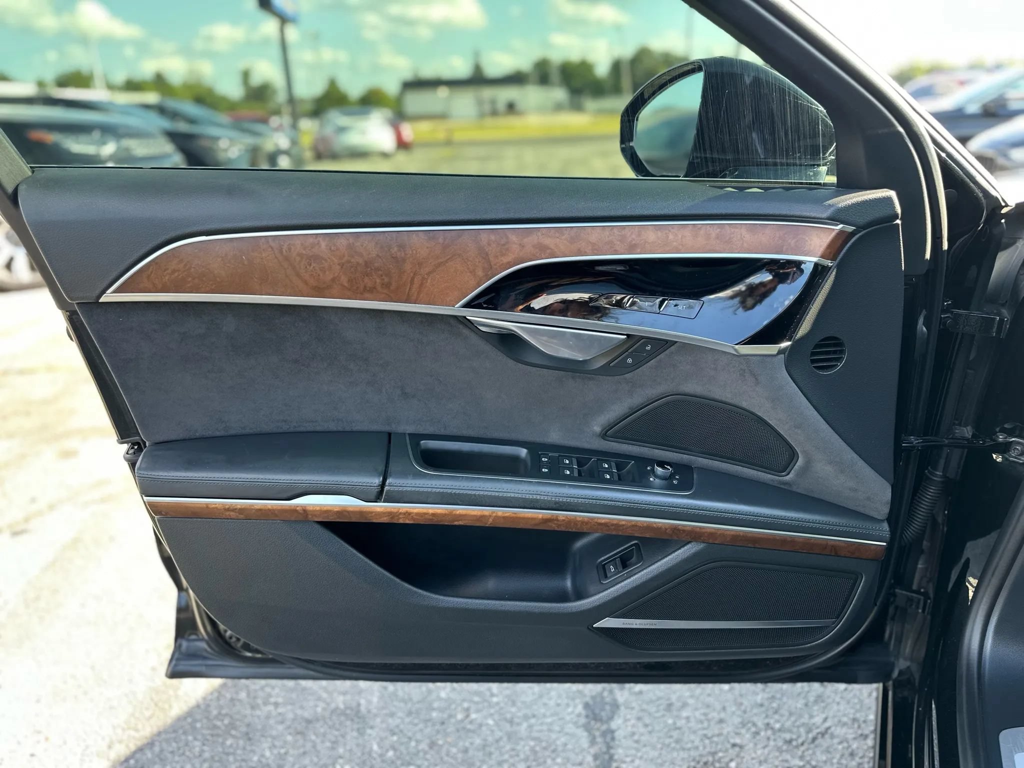 Used 2019 Audi A8 L 3.0T AWD/4WD image 22