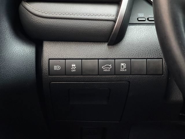Used 2021 Toyota Camry SE FWD image 20